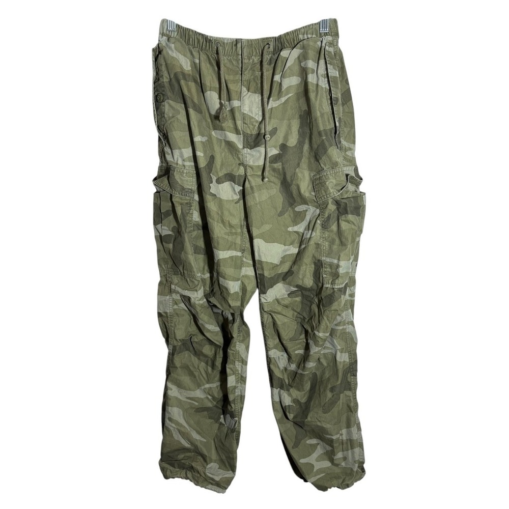 Aritzia TNA Squad Cargo Parachute Pants Camo/Boa Tonal‎  sz S